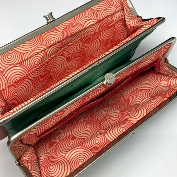 HOBO Lauren Green Bifold Leather Wallet - Picture 14 of 17